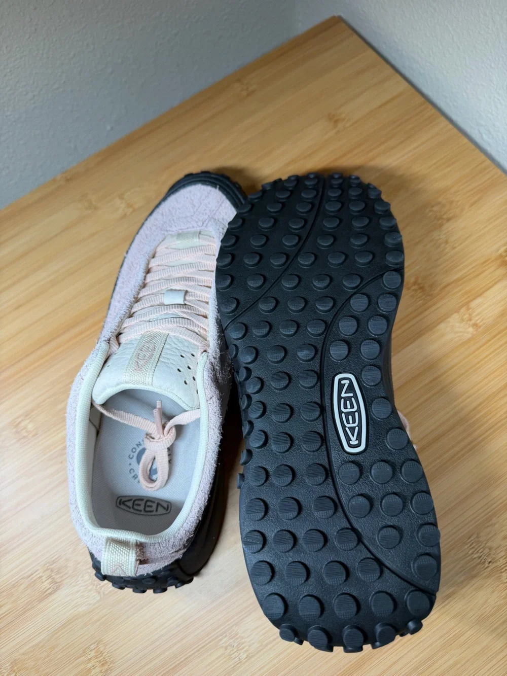 Keen KS Mino Women's Pink Black Sneakers Size 8 Cameo Rose Birch NIB Gorpcore